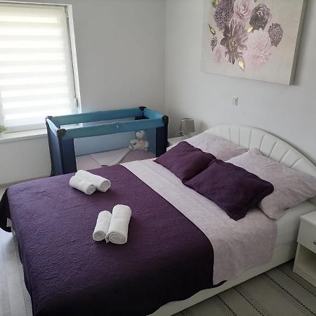Apartman Lidija Dinjiška 外观 照片