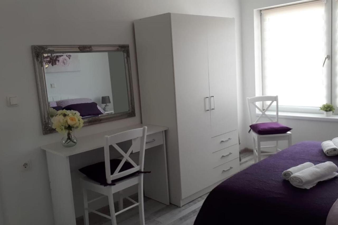 Apartman Lidija Dinjiška 外观 照片