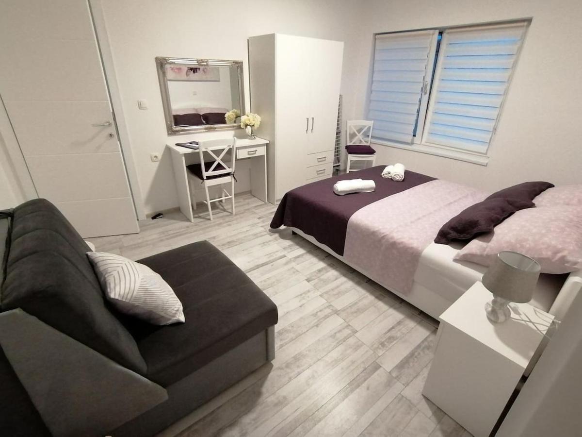 Apartman Lidija Dinjiška 外观 照片